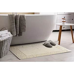 Dywanik łazienkowy NIKA z bawełny zdobiony geometrycznym wzorem