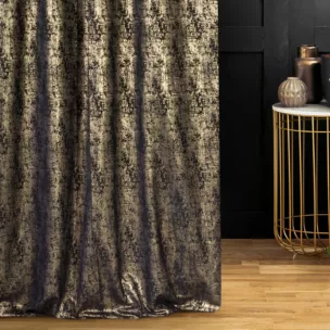 Tkanina zasłonowa szenilowa z marmurkowym wzorem podkreślonym złotą nicią z kolekcji Pierre Cardin