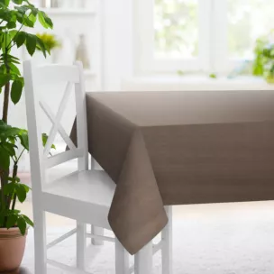 Obrus szyty brązowy z miękkiej, matowej tkaniny w stylu eko o naturalnym splocie