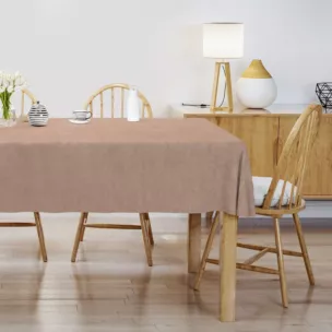 Obrus szyty DORA - HIT ciemnoróżowy z miękkiej tkaniny o welurowej strukturze