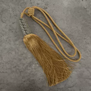 Dekoracyjny sznur do zasłon  AMELIA z ozdobnym chwostem