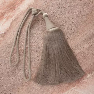 Dekoracyjny sznur do upięć KAJA z ozdobnym chwostem