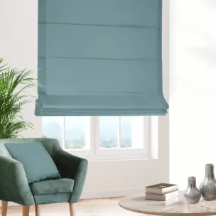 Roleta rzymska ciemnoniebieska z miękkiej tkaniny o welurowej strukturze