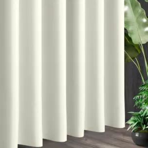 Tkanina zasłonowa gładka z gatunku blackout