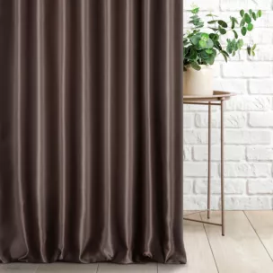 Zasłona szyta na taśmie 5 cm brązowa z jednokolorowej gładkiej tkaniny