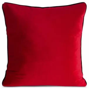 Poszewka na poduszkę 60x60 cm welwetowa, czerwona o delikatnym połysku z ozdobną lamówką GAJA 2