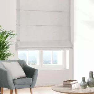 Roleta rzymska GEONOA beżowa z miękkiej tkaniny o naturalnym charakterze z widocznym ozdobnym splotem