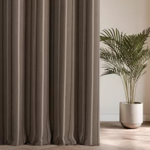 Zasłona szyta na taśmie 5 cm brązowa z tkaniny o jodełkowym splocie z wzorem w pasy