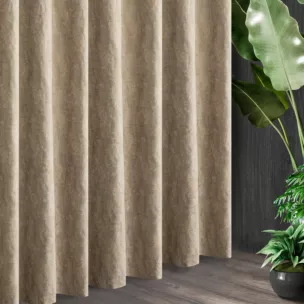 Tkanina zasłonowa, gruba, miękka, szenilowa, z efektem przecierki z kolekcji Eva Minge