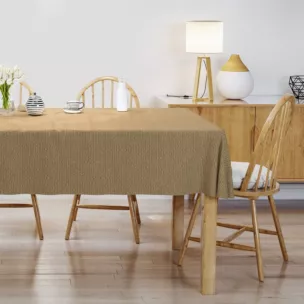 Obrus szyty DORA - HIT jasnozłoty z miękkiej tkaniny o welurowej strukturze