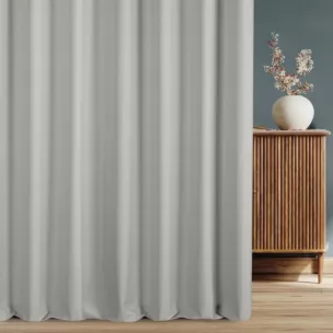 Zasłona szyta na taśmie 5 cm srebrna z tkaniny zaciemniającej blackout 100% o właściwościach termoizolacyjnych