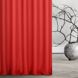 Zasłona szyta na taśmie 5 cm jasnoczerwona z tkaniny trudnopalnej, zaciemniającej, typu blackout