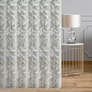 Firana szyta na taśmie 5 cm naturalna z delikatnej tkaniny typu aden, wykończonej łańcuszkowym haftem Italissima Eva Minge