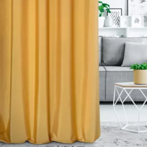 Zasłona szyta na taśmie 5 cm złota z gładkiej tkaniny z delikatnym połyskiem