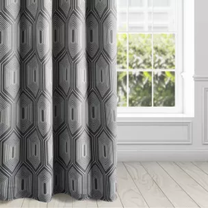 Zasłona grafitowo, biała z białym geometrycznym wzorem zaciemniająca 140x250 cm przelotka - DIADEM