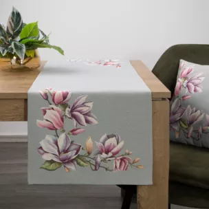 Bieżnik na stół 45x140 cm popielato, różowy gobelinowy zdobiony motywem kwiatów magnolii