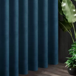 Tkanina zasłonowa o miękkiej, welurowej strukturze