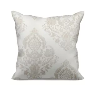 Poszewka szyta jasnobeżowo beżowa tkanina w ornamentowy wzór, z dodatkiem połyskującej nici