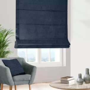 Roleta rzymska granatowa z miękkiej w dotyku tkaniny szenilowej