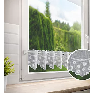 Tkanina firanowa zazdrostka z etaminy zdobiona haftem drobnych kwiatów