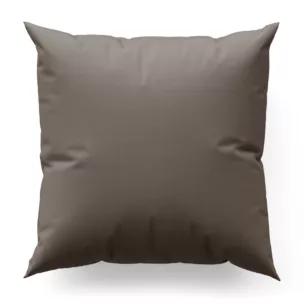 Poszewka szyta jasnobrązowa z gładkiej tkaniny zaciemniającej typu dimout wykończona obciążnikiem