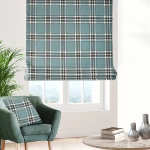 Roleta rzymska miętowo naturalna z grubej, szenilowej tkaniny w elegancką kratę