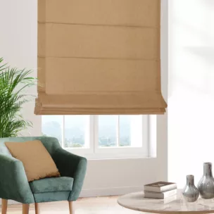 Roleta rzymska złota z tkaniny o naturalnym splocie w stylu eko