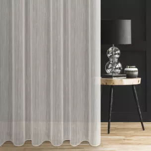 Firana szyta na taśmie 5 cm kremowa z tkaniny w pionowe, cienkie pasy, wykończona obciążnikiem