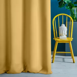Zasłona szyta na taśmie 5 cm musztardowa z gładkiej tkaniny typu blackout