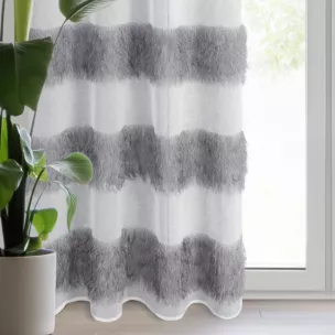 Firana biało, srebrna z etaminy zdobiona moherową nicią 140x250 cm przelotka MARGARET