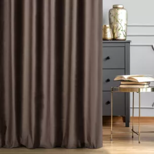 Zasłona szyta na taśmie 5 cm ciemnobrązowa z miękkiej półmatowej tkaniny welwetowej