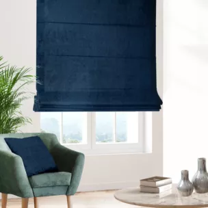 Roleta rzymska granatowa z miękkiej półmatowej tkaniny welwetowej