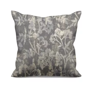 Poszewka szyta grafitowo złocista z grubej, welwetowej tkaniny z roślinnym wzorem, zdobiona delikatnie połyskującym nadrukiem