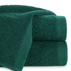 Ręcznik kąpielowy 50x90 cm z bawełny egipskiej kolor zielony z wytłaczanym wzorem SCARLET - kolekcja FOREST SUMMER