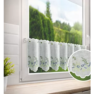 Tkanina firanowa zazdrostka z etaminy zdobiona haftem drobnych kwiatuszków