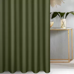 Zasłona szyta na taśmie 5 cm ciemnozielona z gładkiej tkaniny zaciemniającej typu dimout wykończona obciążnikiem