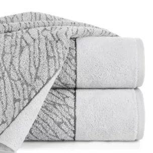 Ręcznik kąpielowy 70x140 cm bawełniany kolor srebrny zdobiony wytłaczanym wzorem NOLA