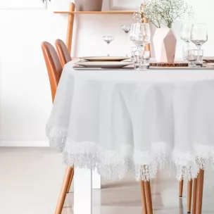 Obrus okrągły biały średnica 120 cm TINA zdobiony puszystymi frędzlami EUROFIRANY PREMIUM