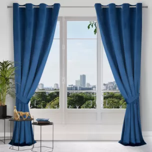 Zasłona granatowa z matowego welwetu z upinaczem 140x270 cm przelotka CARMEN