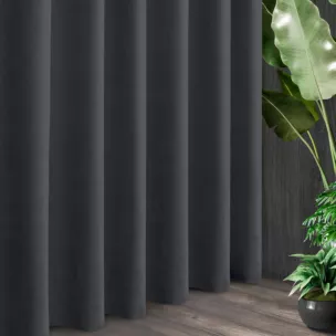 Tkanina zasłonowa o miękkim zamszowym chwycie ze strukturalnym wzorem