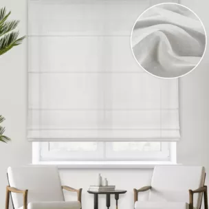 Roleta rzymska naturalna z matowej, półprzeźroczystej tkaniny, wykończonej obciążnikiem