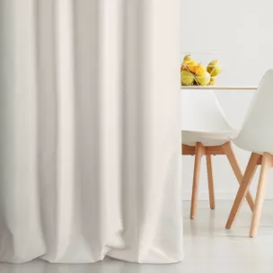 Tkanina zasłonowa zdobiona lśniącą nicią z widocznym splotem z kolekcji Eva Minge