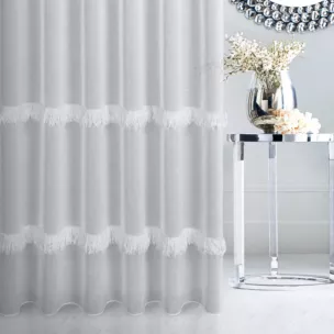 Firana szyta na przelotkach naturalna z matowej, miękkiej tkaniny ozdobionej szenilowymi frędzlami Italissima Eva Minge