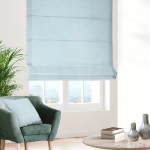 Roleta rzymska niebieska tkanina zaciemniająca, strukturalna typu dimout