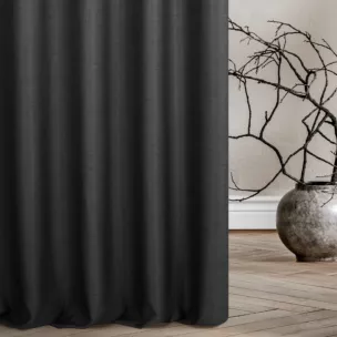 Zasłona szyta na taśmie 5 cm czarna z tkaniny w stylu eko o naturalnym splocie