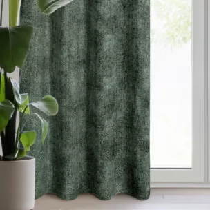 Zasłona ciemnozielona z tkaniny szenilowej 135x250 przelotka - ALETA
