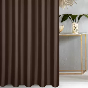 Zasłona szyta na taśmie 5 cm brązowa z gładkiej tkaniny zaciemniającej typu dimout wykończona obciążnikiem