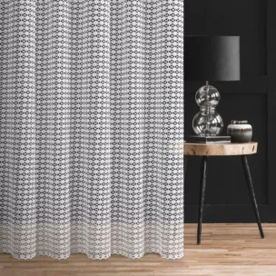 Firana szyta na taśmie 5 cm KLEOPATRA biała z luźno tkanej tkaniny koronkowej