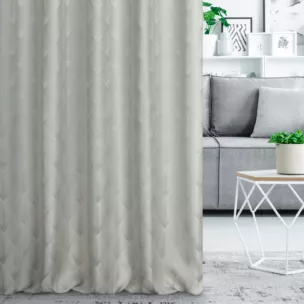 Zasłona szyta na taśmie 5 cm kremowo srebrna z tkaniny w elegancki geometryczny wzór z błyszczącą nicią