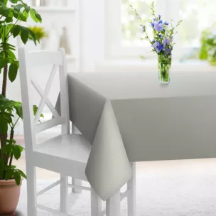 Obrus na wymiar szary z tkaniny welwetowej zaciemniającej w 100%